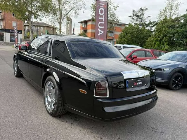 Rolls-Royce Phantom