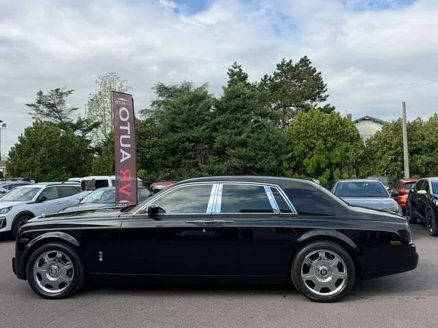 Rolls-Royce Phantom