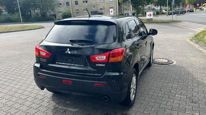 Mitsubishi ASX