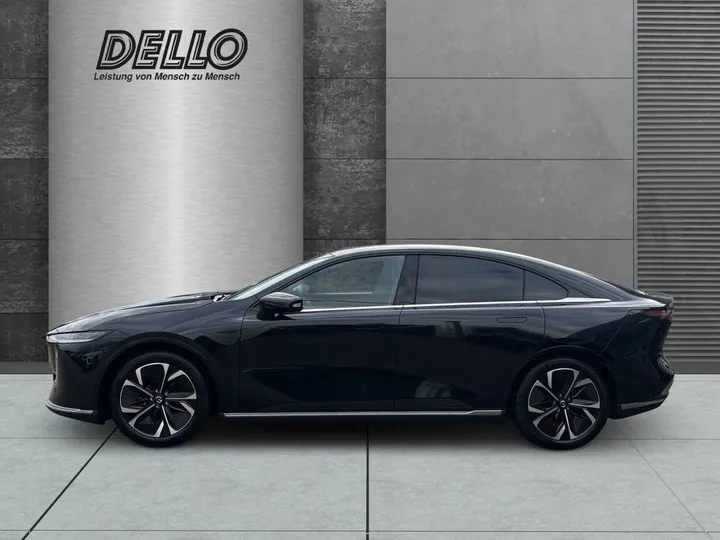 Mazda 6e