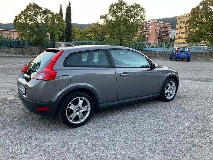 Volvo C30