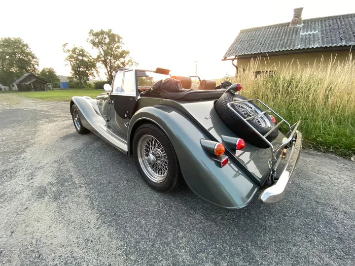 Morgan Plus 4