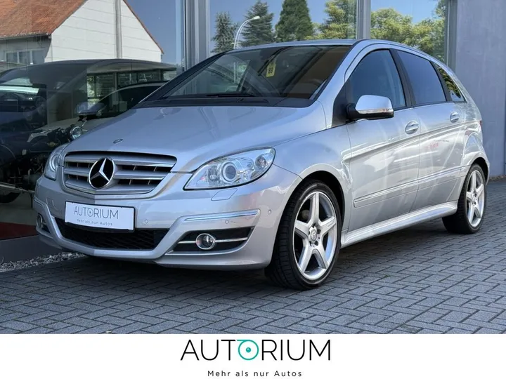 Mercedes-Benz B 200