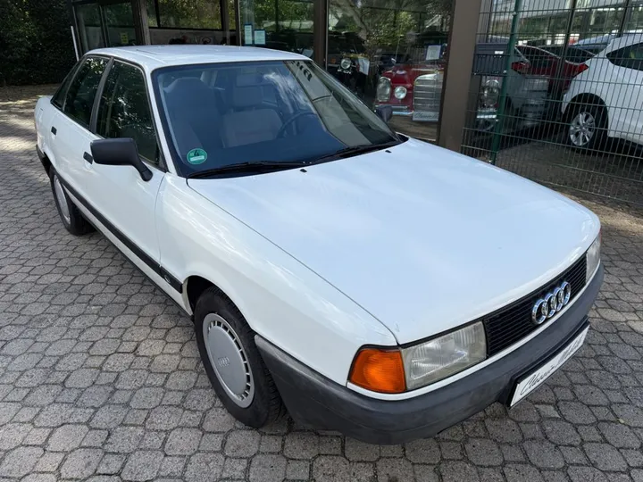 Audi 80