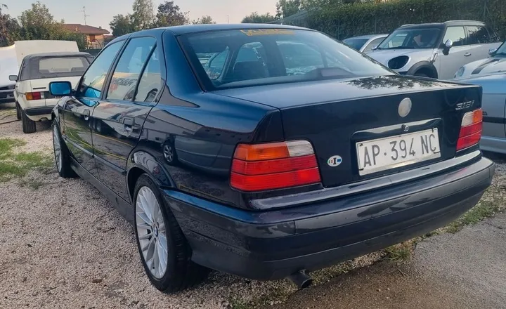 BMW 318