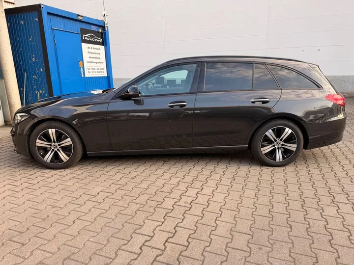 Mercedes-Benz C 220