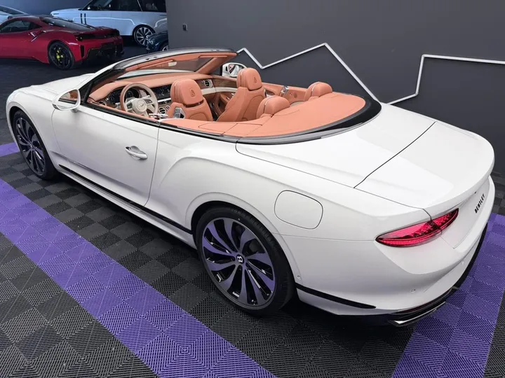 Bentley Continental GTC