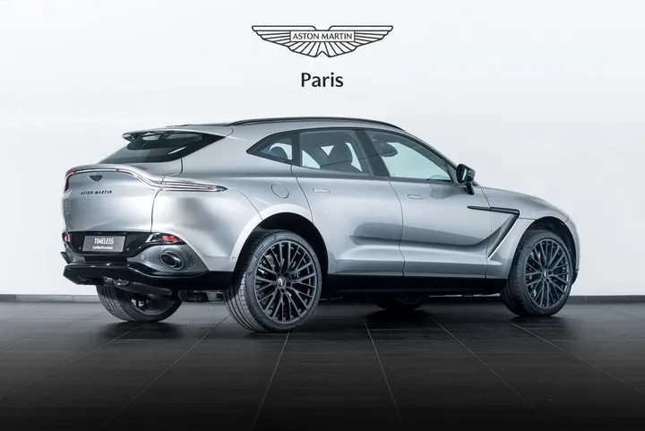 Aston Martin DBX