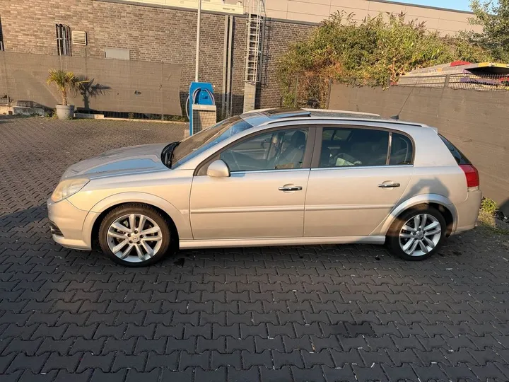 Opel Signum