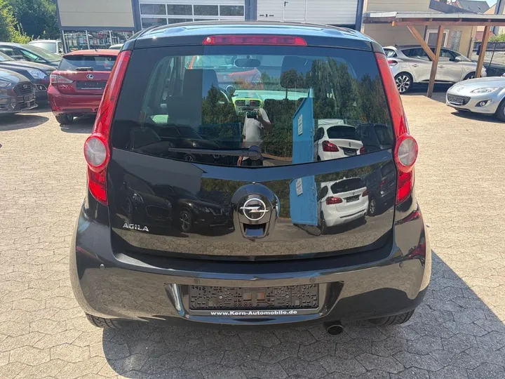 Opel Agila