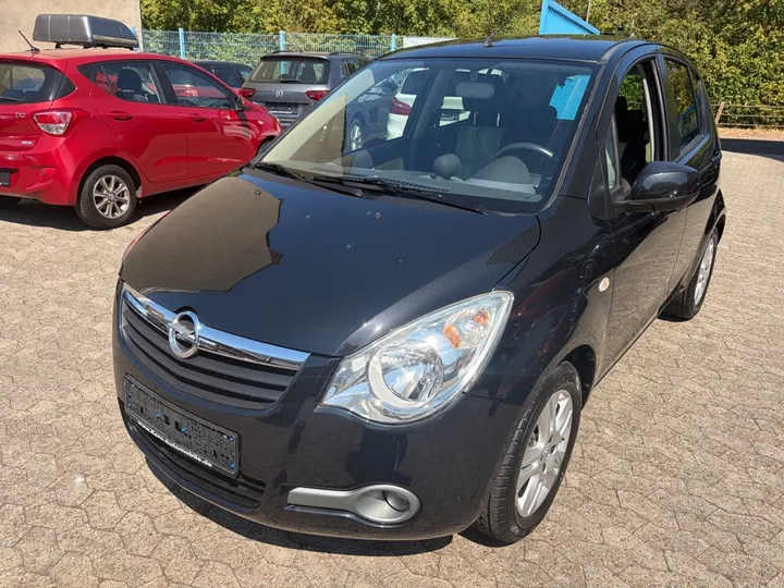 Opel Agila