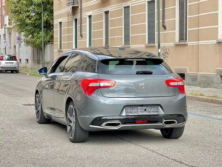 DS Automobiles DS5