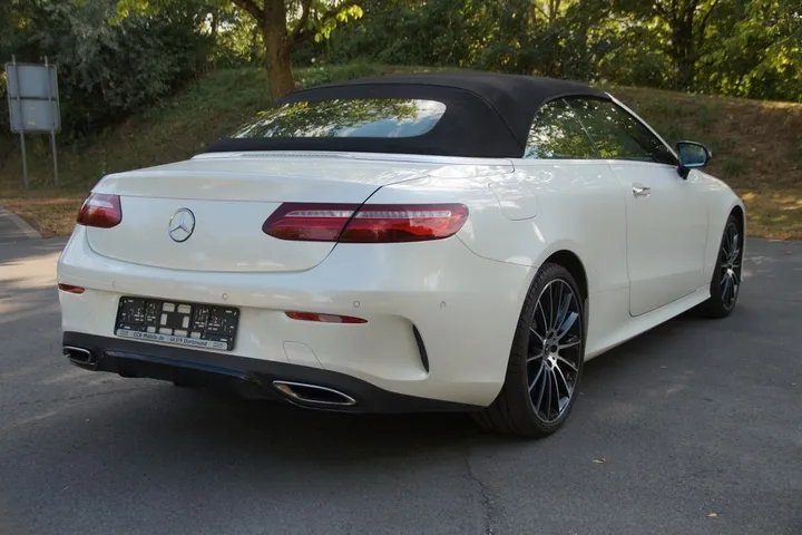 Mercedes-Benz E 400
