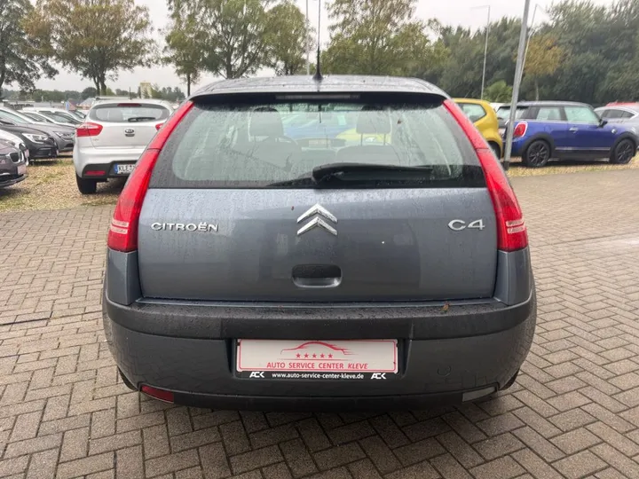 Citroën C4