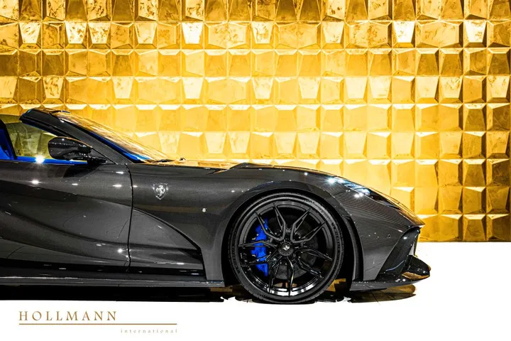 Ferrari 812