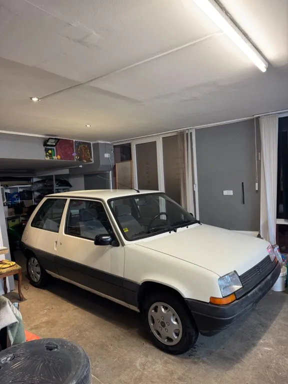 Renault R 5