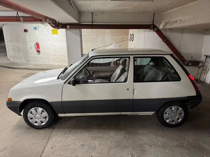 Renault R 5