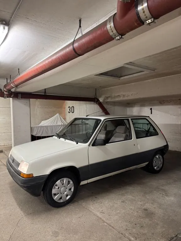 Renault R 5