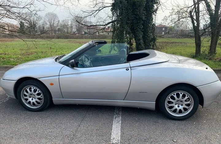 Alfa Romeo GTV