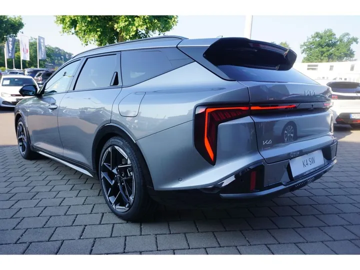 Kia K4