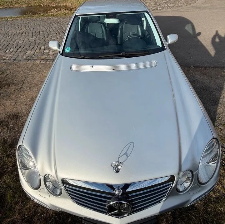 Mercedes-Benz E 280