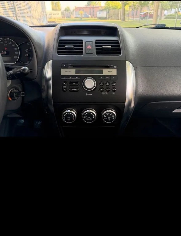 Suzuki SX4