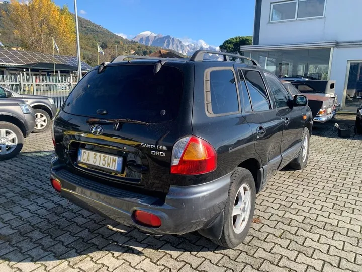 Hyundai SANTA FE