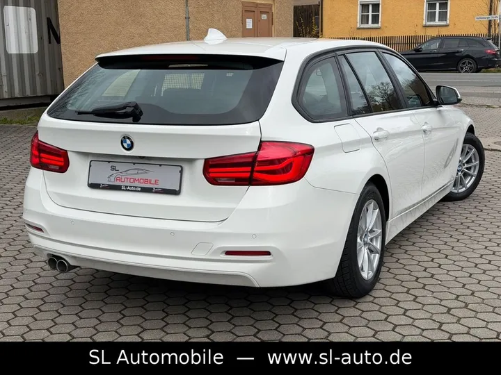 BMW 320