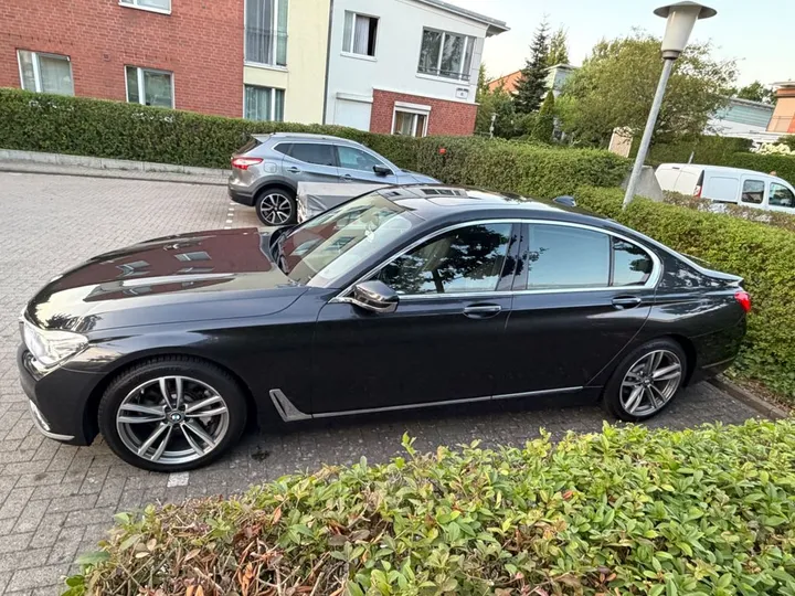 BMW 725