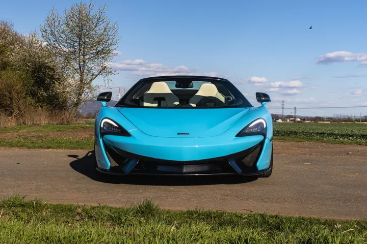 McLaren 570S