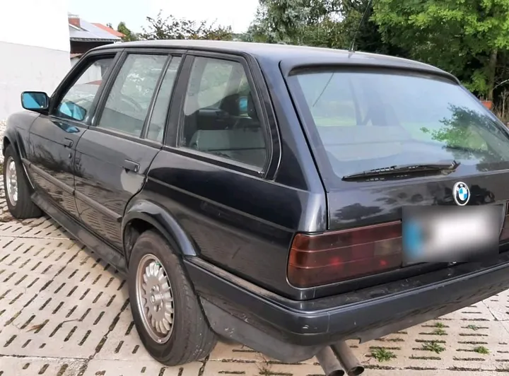 BMW 325