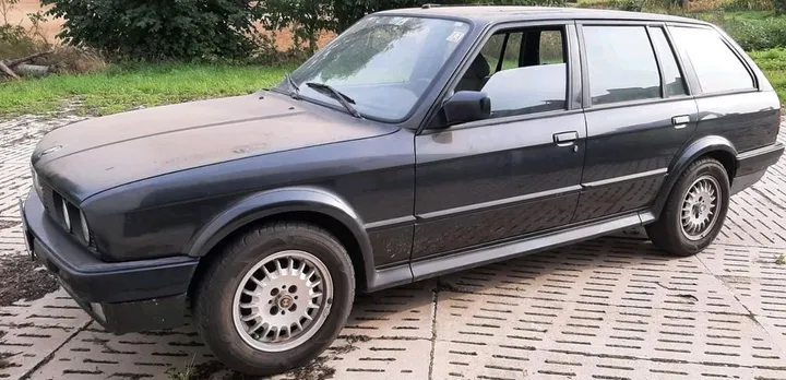 BMW 325