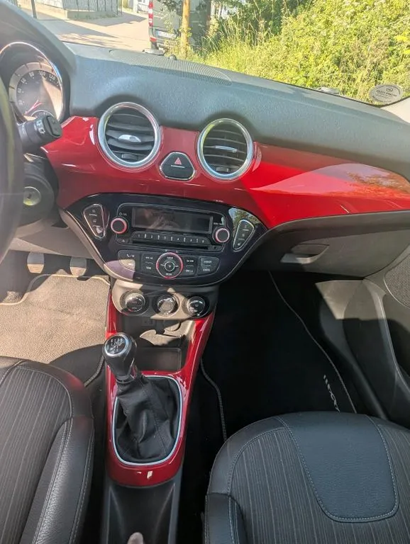 Opel Adam