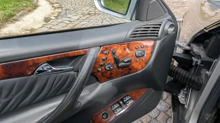 Mercedes-Benz CL 600