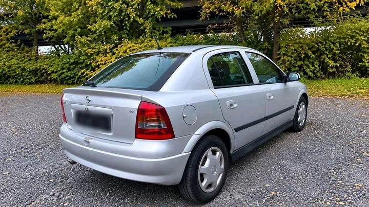 Opel Astra