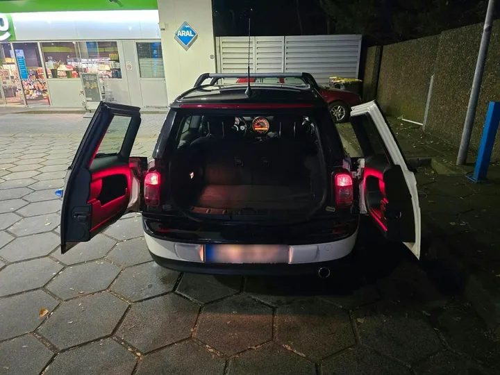 MINI Cooper Clubman