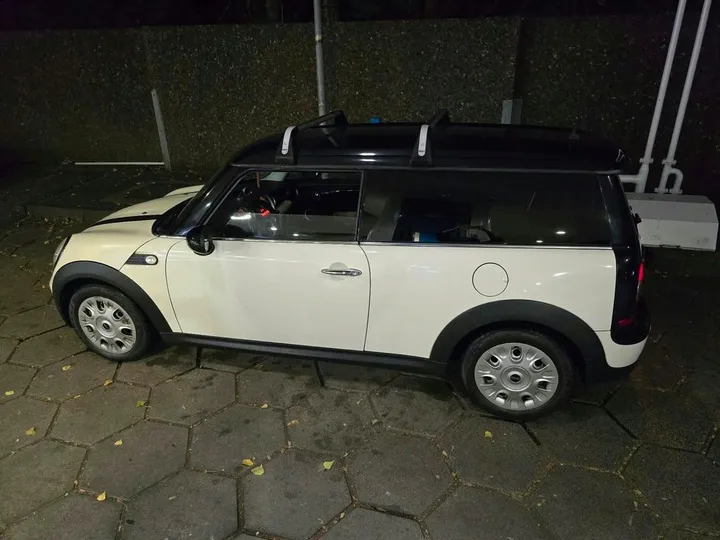 MINI Cooper Clubman