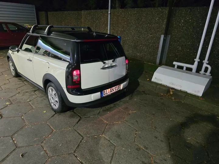MINI Cooper Clubman