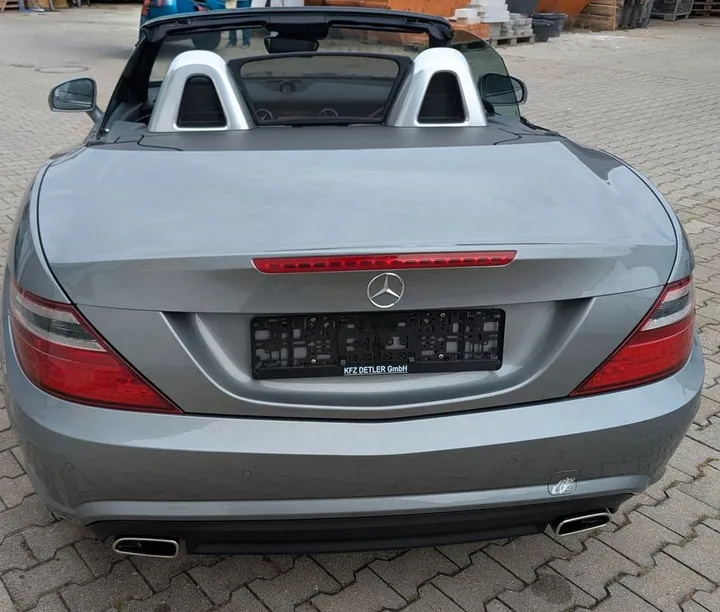 Mercedes-Benz SLK 350