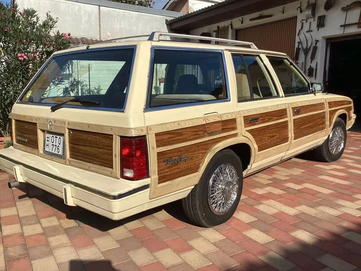 Chrysler Le Baron