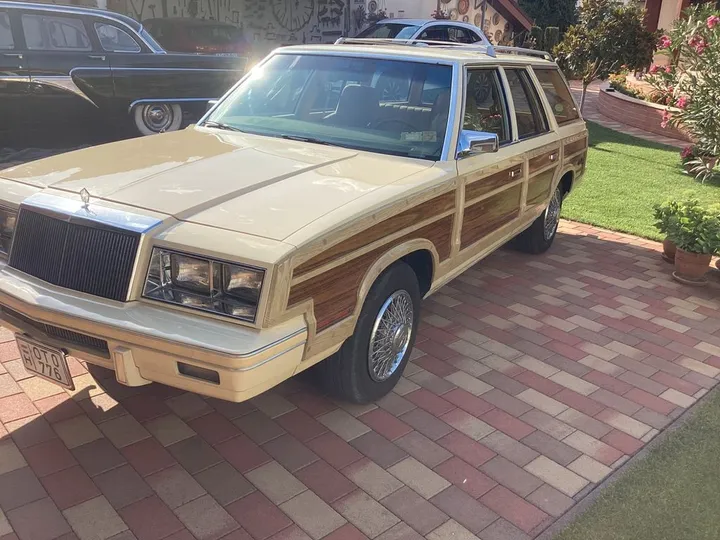 Chrysler Le Baron
