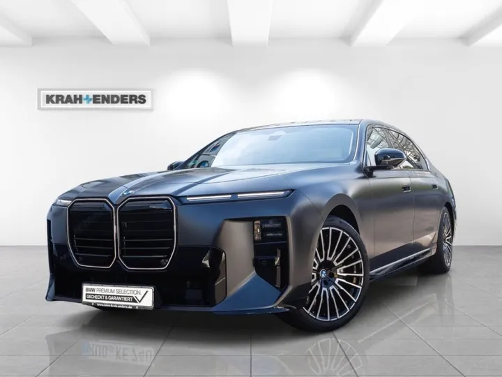BMW 740