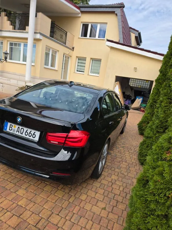 BMW 320