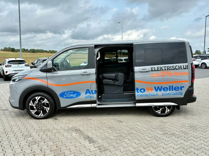 Ford Tourneo Custom