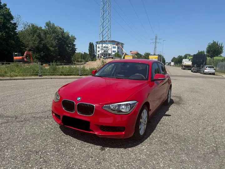 BMW 114