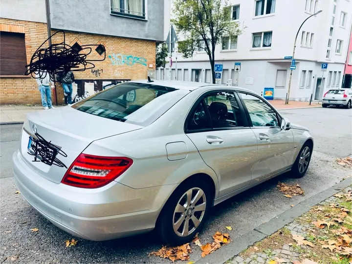 Mercedes-Benz C 200