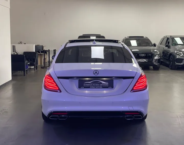 Mercedes-Benz S 500