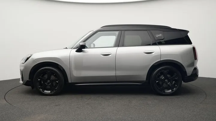 MINI Countryman D (Cooper)