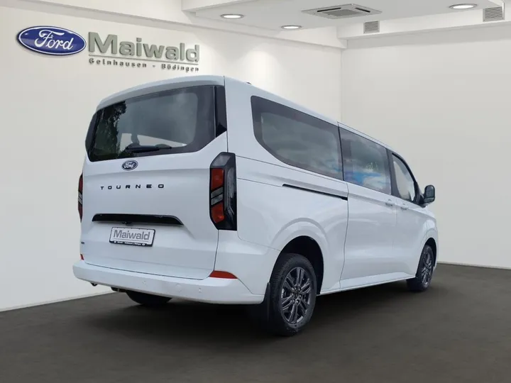 Ford Tourneo Custom