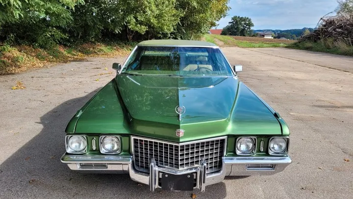 Cadillac Deville